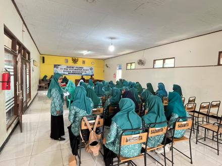 RAPAT PLENO TP PKK KECAMATAN RAKIT DI DESA BADAMITA